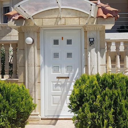 Renovated Lovely Apartment Near Airport & Sea Pórto Ráfti エクステリア 写真