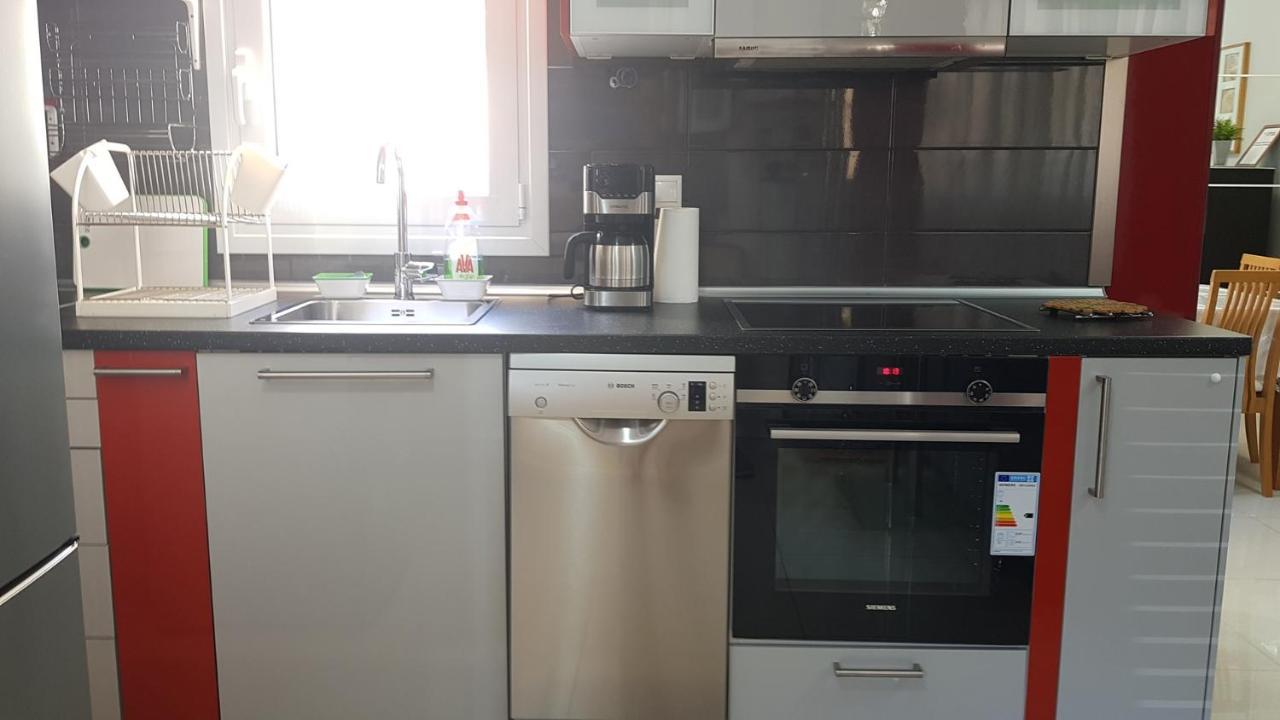 Renovated Lovely Apartment Near Airport & Sea Pórto Ráfti エクステリア 写真